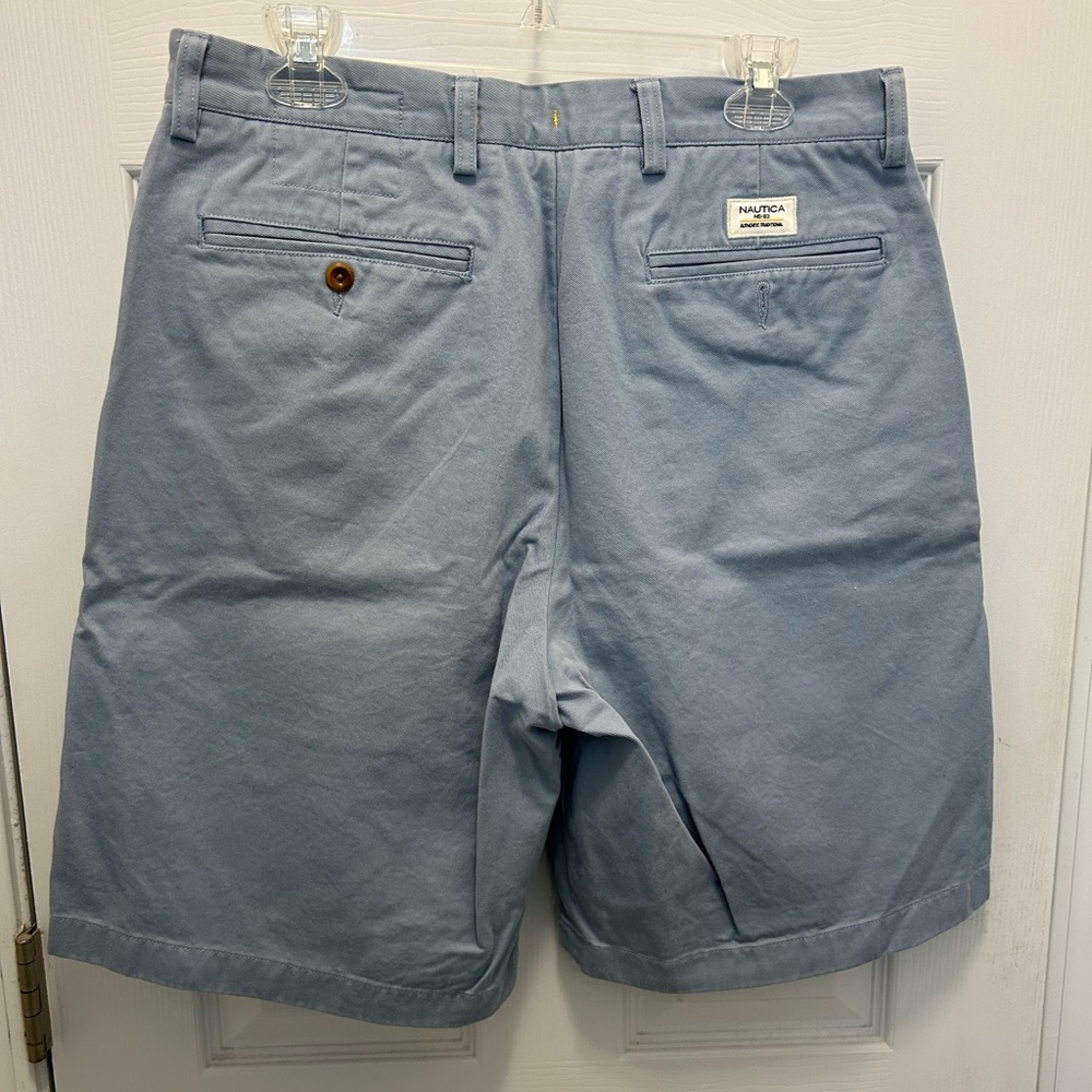 Mens Nautica shorts size 34